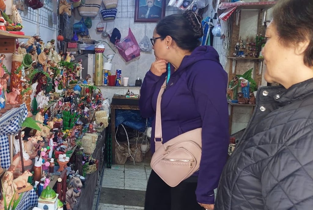 Por tradiciones navideñas, ventas en el mercado Gómez Palacio se mantienen