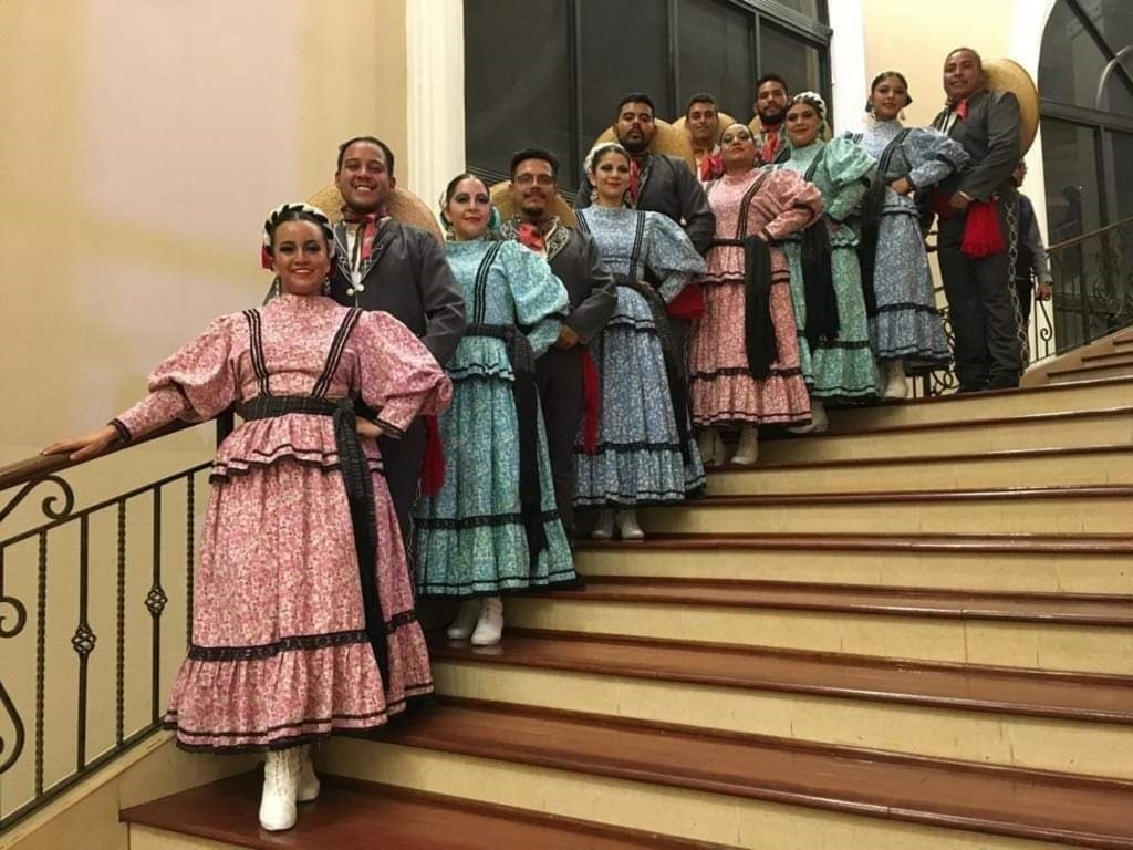 Formación. La Casa de la Cultura es responsable de esta compañía de danza folklórica que busca difundir los bailes típicos.