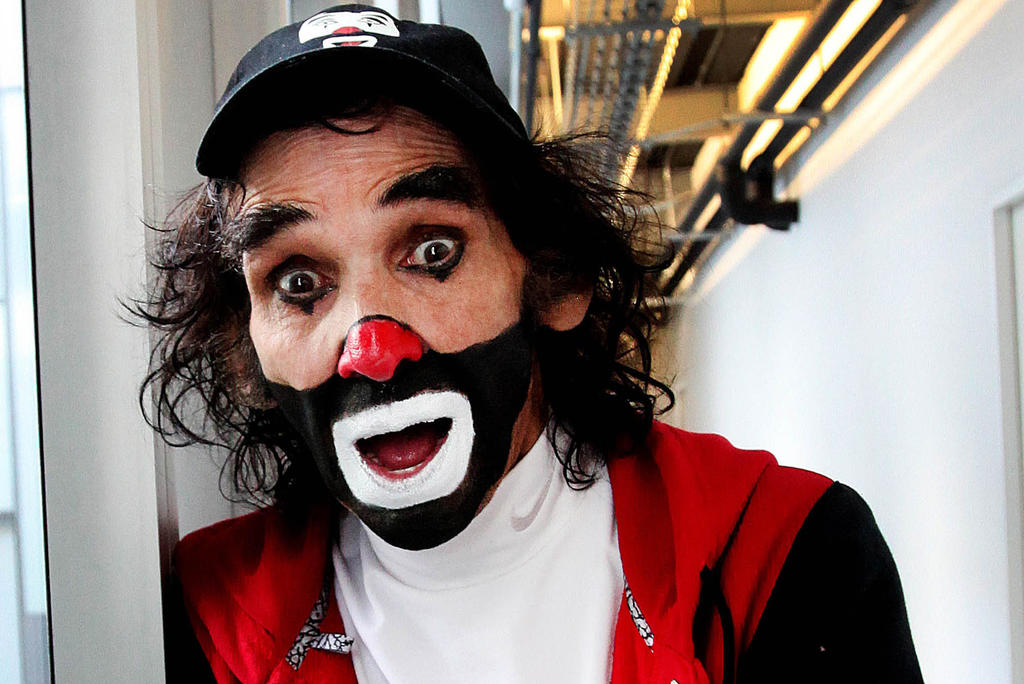 Nieto de Cepillín lucha contra el cáncer y busca donantes de sangre