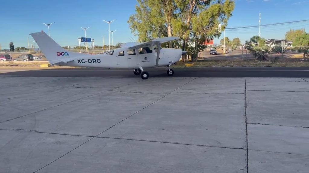 Trasladan vía aérea a bebé desde Mezquital para atención médica de emergencia