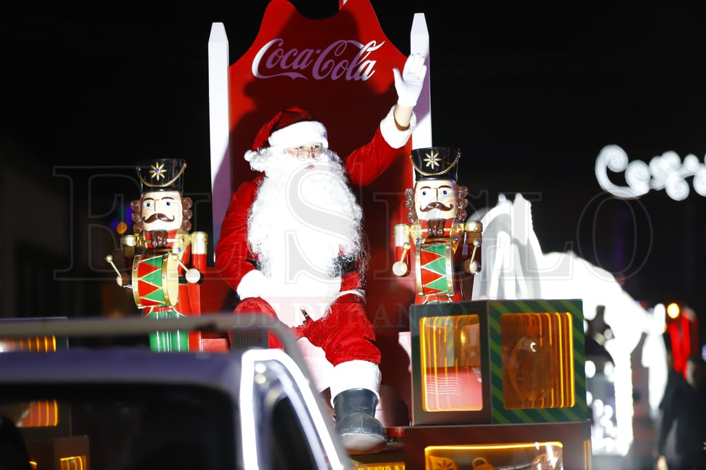 Llega la Navidad a Durango con tradicional desfile