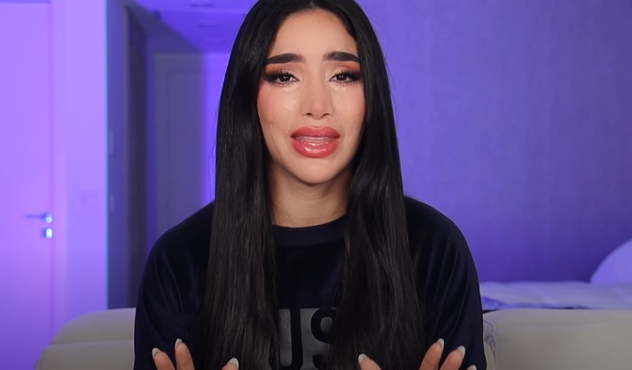 Kim Loaiza se retira de YouTube. 