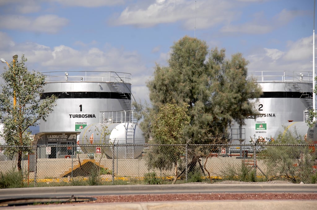 En los primeros nueve meses de 2023 se reportaron 11 mil 144 tomas clandestinas. (ARCHIVO)