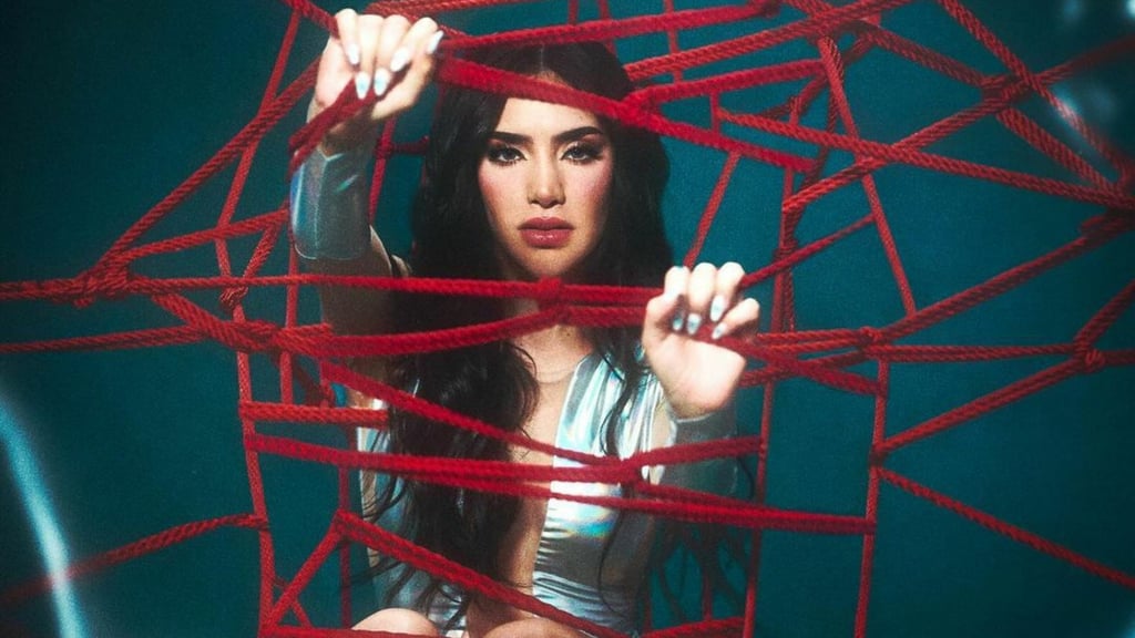 Kim Loaiza enfrenta polémica tras usar infidelidad como estrategia de marketing. 