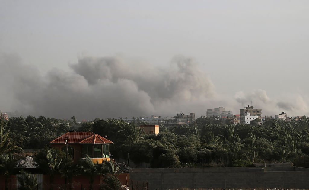Israel prosigue su ofensiva en el norte y sur de Gaza; suman más de ...