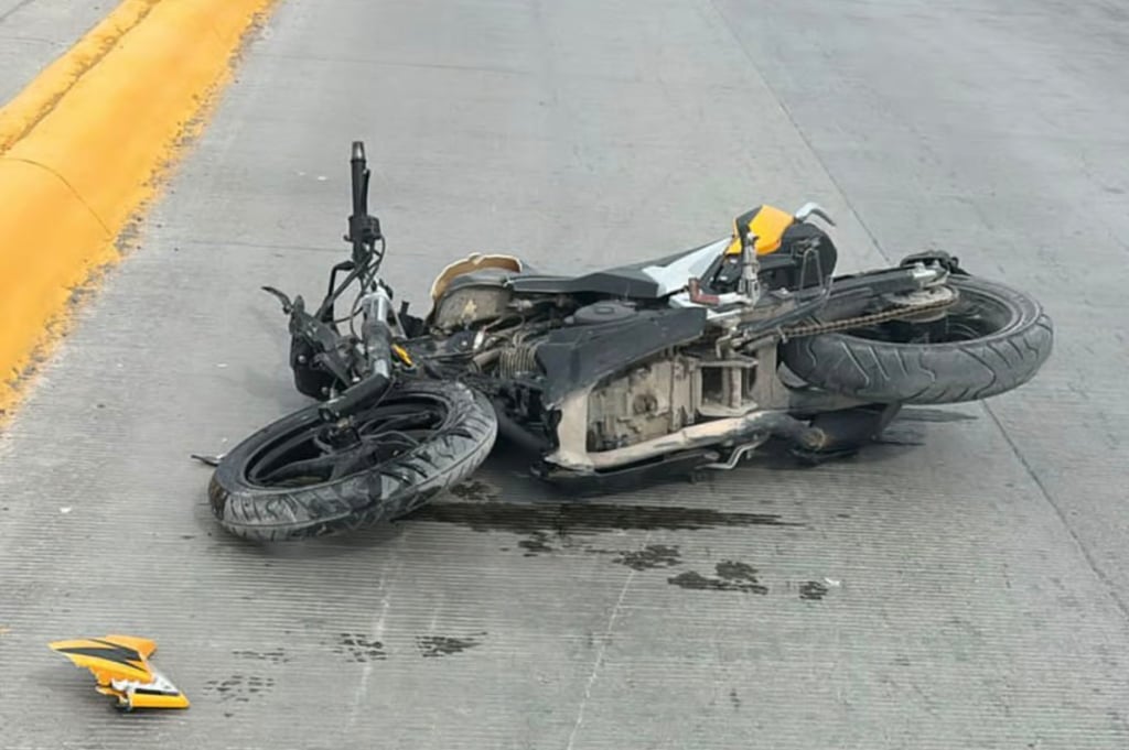 Joven motociclista resulta lesionado tras accidente en Gómez Palacio