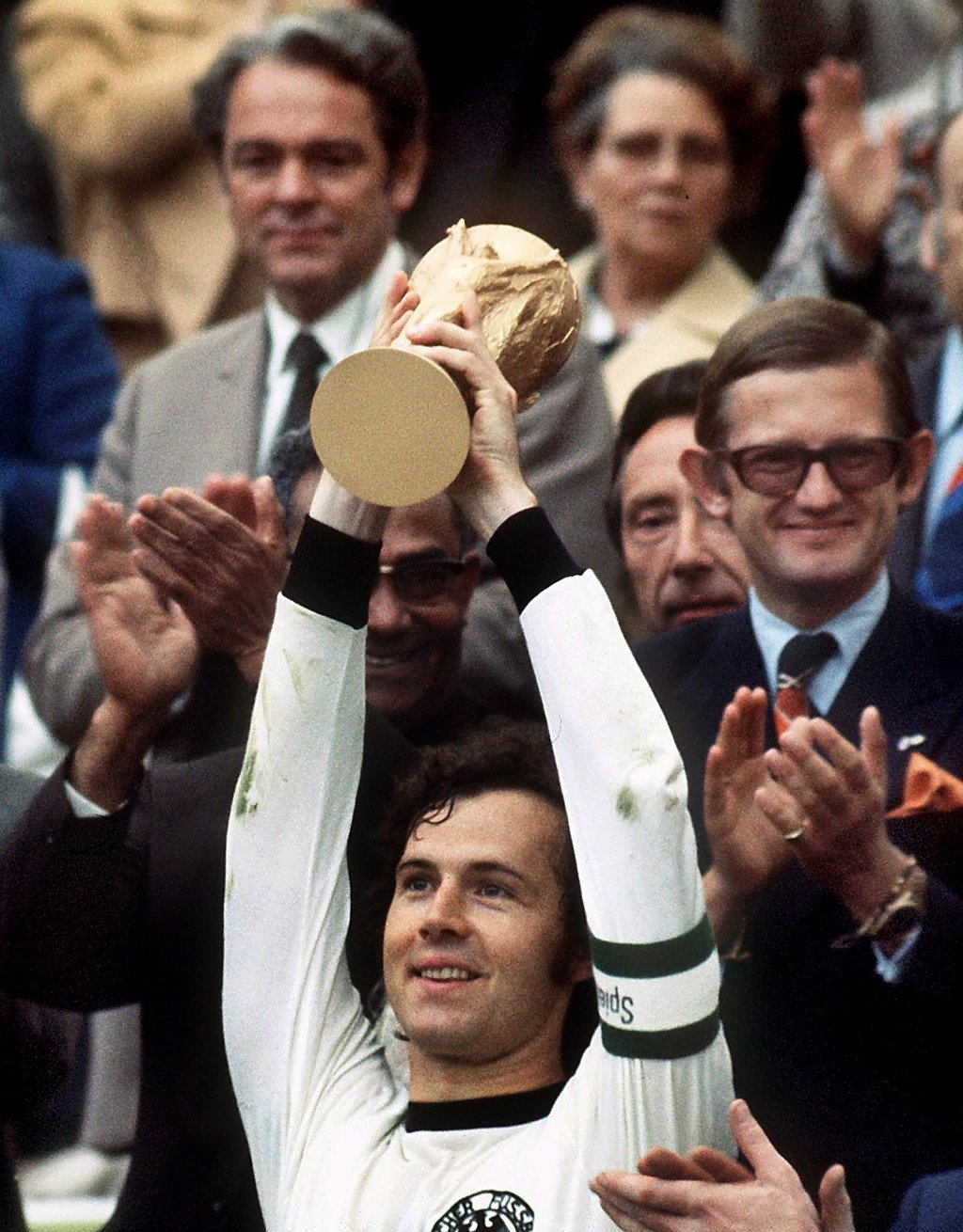 Pérdida. El exjugador y exentrenador alemán Franz Beckenbauer murió a los 78 años de edad, informó su familia este lunes.