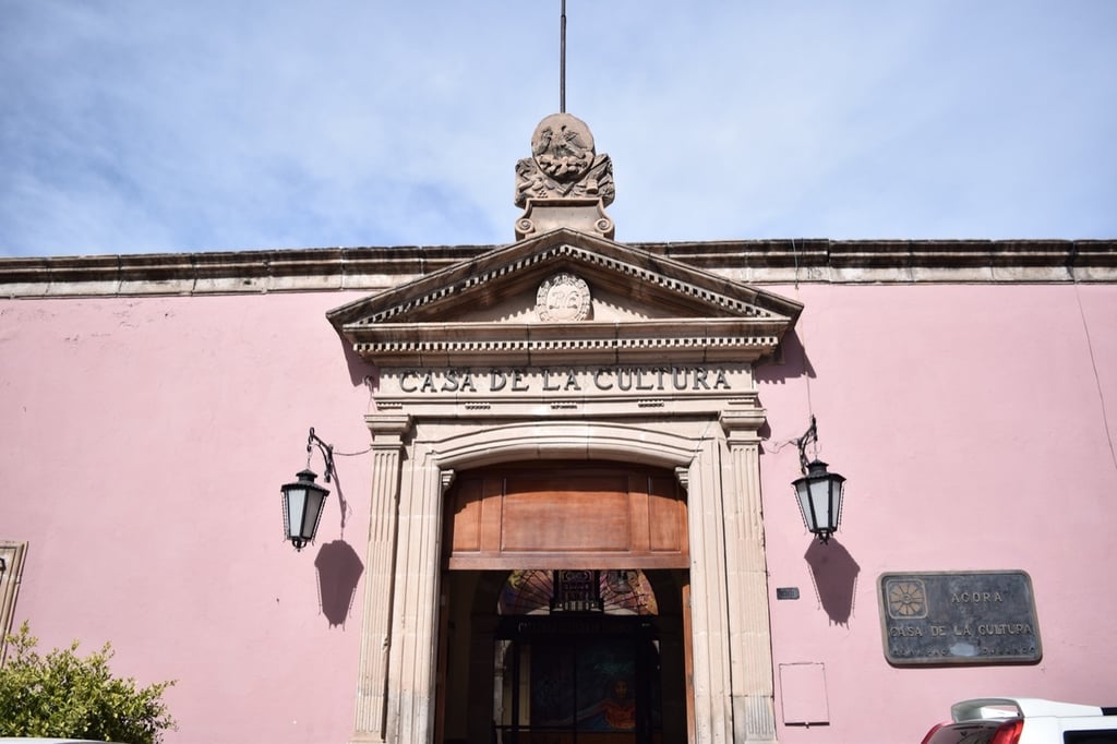 Grupos. Los cursos van dirigidos a niños, adolescentes y adultos, con distintos horarios.