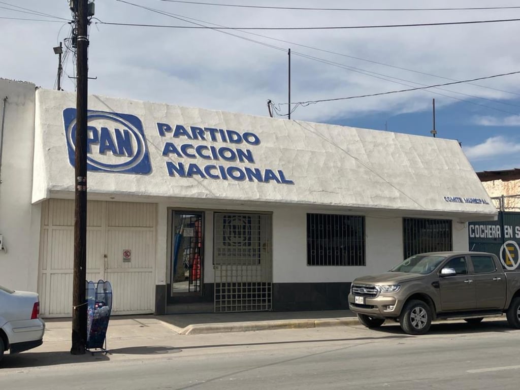 A nivel local, no emitieron postura sobre el rompimiento de la dirigencia nacional con el PRI. (EL SIGLO DE TORREÓN)