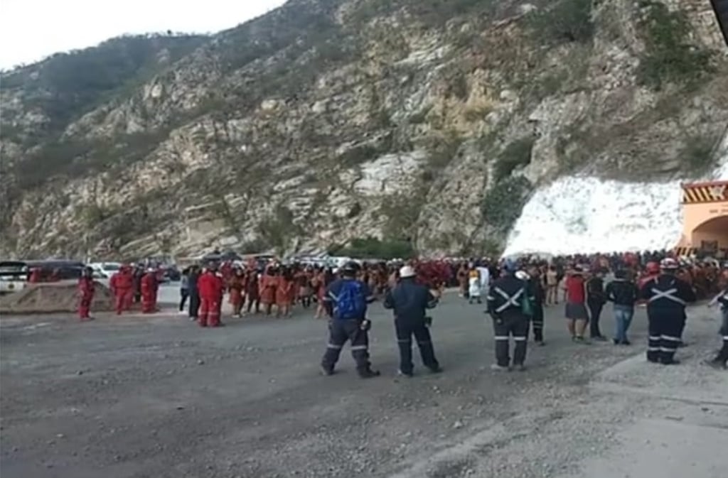 Tayoltita. Los trabajadores de esta mina pararon labores este jueves; piden la salida del gerente de planta.
