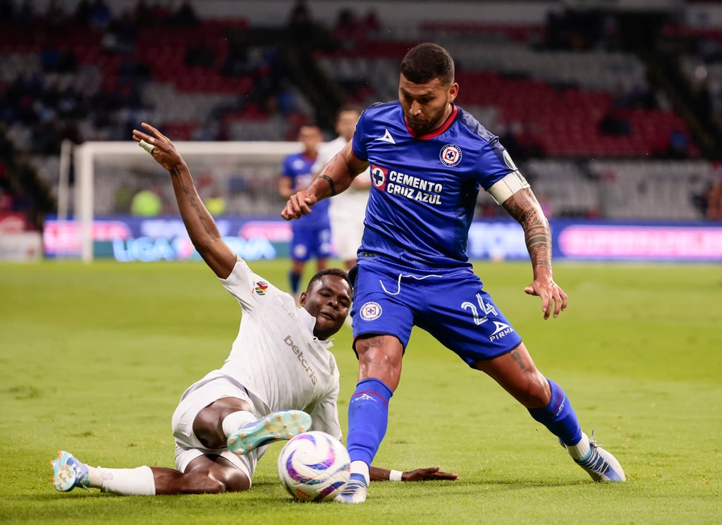 Suspenso. La novela de Juan Escobar y Cruz Azul parece que tendrá un último capítulo. 