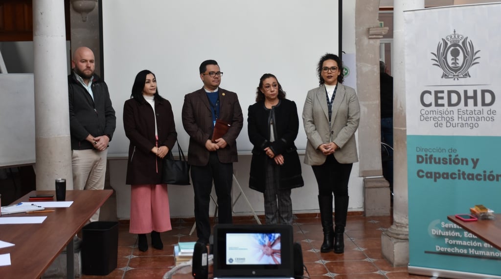 Capacitan a servidores públicos para una mejor atención a niños, niñas y adolescentes