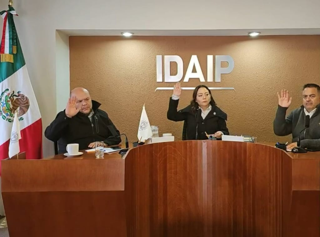 Procedimiento. Se instruyó dar cuenta a la Contraloría Municipal sobre las omisiones detectadas por el órgano garante, para que proceda con lo conducente.