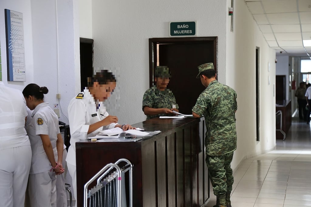 Situación. Un militar se cegó por los celos y golpeó a su esposa, sin importar que sus menores hijos estuvieran presentes.