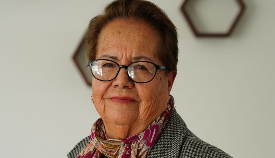 Mujer agradece al 'Club de Personas Mayores'; la ayudaron a salir de la depresión