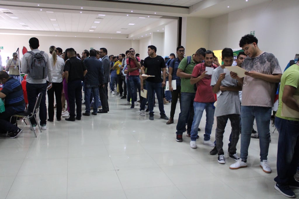 Arita recordó que las carreras universitarias tienen una vida próspera de cinco años. (EFE)