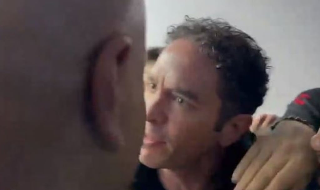 Jorgealberto Hank, dueño de Xolos, fue agredido por personal de seguridad de Cruz Azul