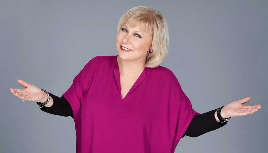 Reaparece a los 76 años Cristina Saralegui; habla de su salud