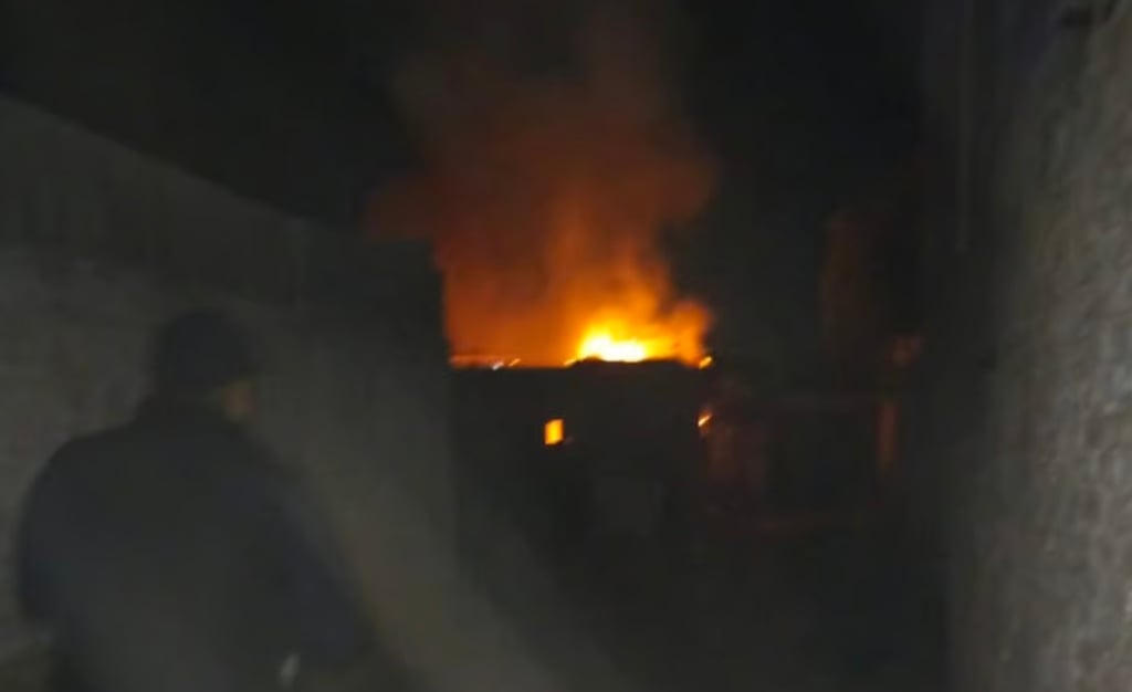 Se registra incendio en colonia Nuevo Refugio de Gómez Palacio