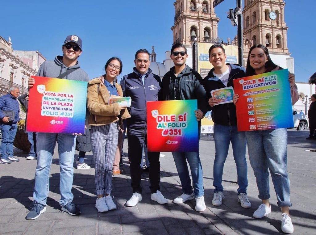Testimonio. Estudiantes de la Universidad Juárez resaltaron el beneficio del Presupuesto Participativo al incluir la reconstrucción de la Plaza Universitaria.