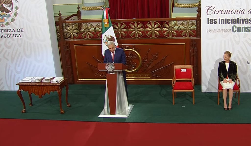 EN VIVO: AMLO presenta paquete de iniciativas de reformas a la Constitución