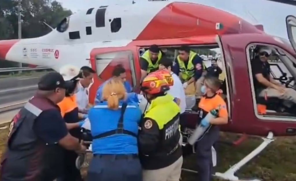 VIDEO: Fuerte accidente en la carretera Puerto Aventuras-Tulum, deja 6 personas muertas