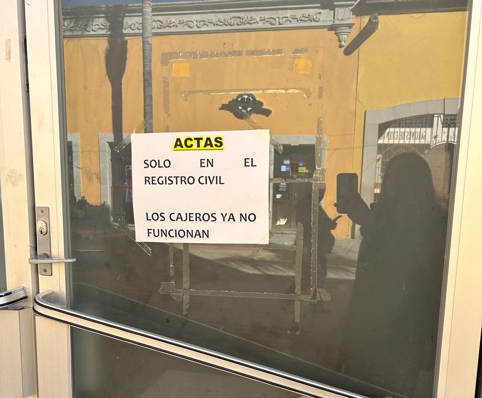 Cajeros para actas de nacimiento siguen sin funcionar en Durango