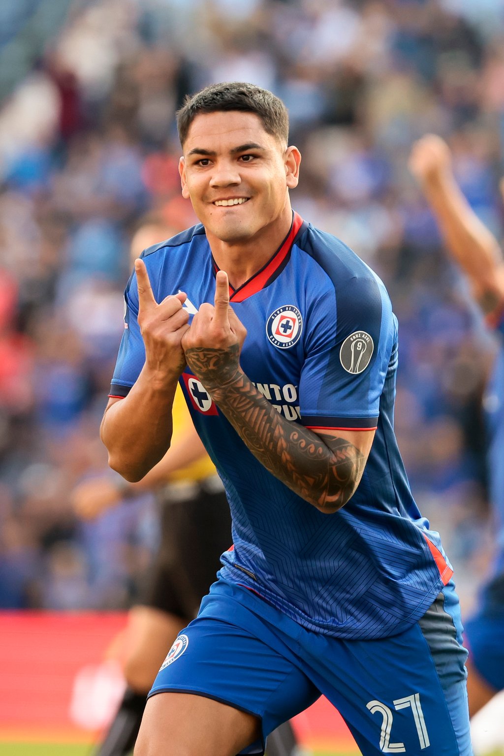 Recuperación. El 'Toro' Fernández tardaría 8 meses en recuperarse.