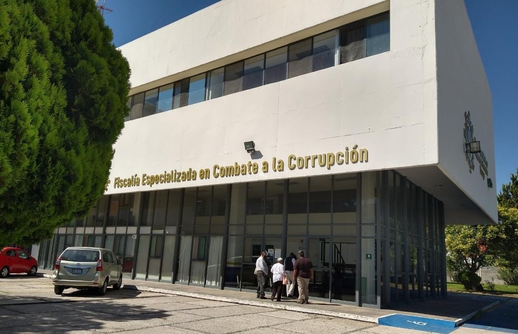 Seguimiento. La Fiscalía Especializada en Combate a la Corrupción continúa integrando carpetas de investigación en contra del exfuncionario.