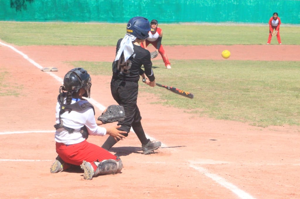 Softbol femenil.