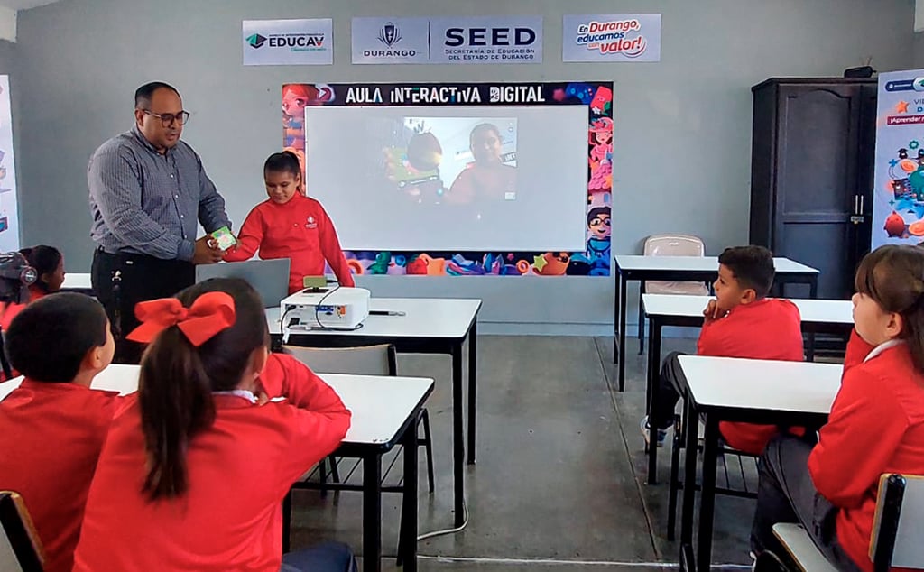 Los padres de familia 'exageran' cuando hablan de ausencia de maestros frente a grupo: SEED