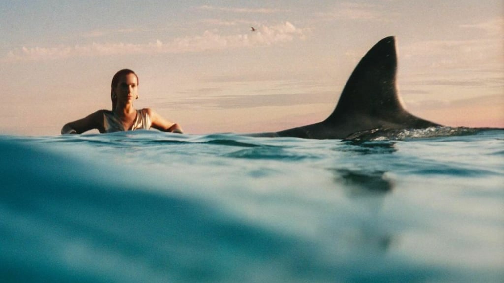 Los fans de la música pop pueden celebrar que la cantante Dua Lipa acaba de anunciar el lanzamiento de su tercer álbum de estudio que llevará por nombre Radical Optimism. 