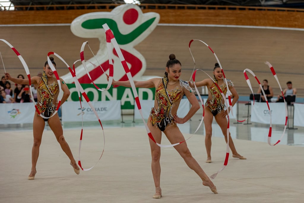 Con nuevas rutinas, conjunto de gimnasia rítmica inicia gira europea rumbo a París 2024