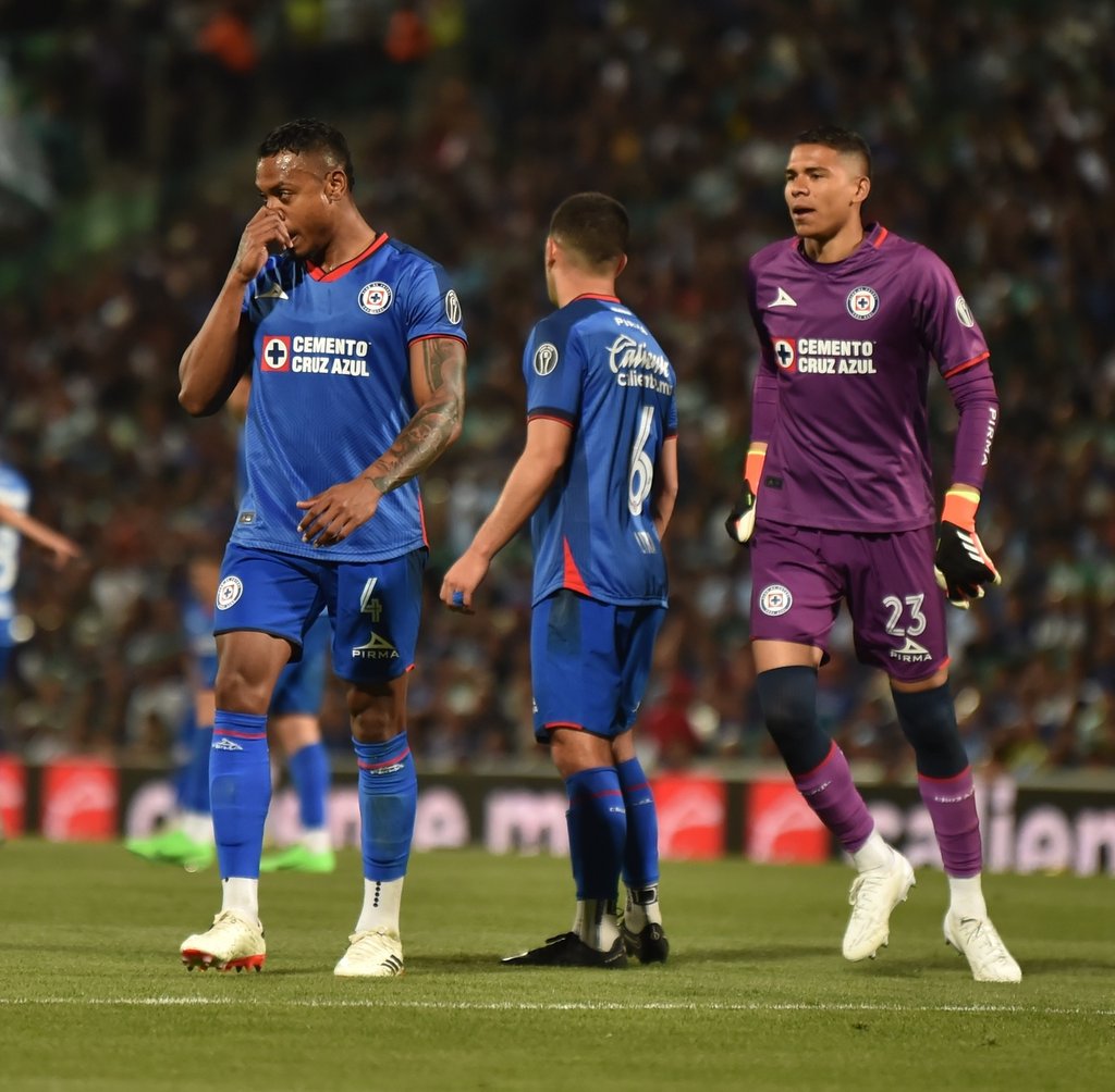 Récord. Pese a caer con Santos, Cruz Azul lleva un registro de 7 victorias, un empate y tres derrotas, siendo terceros en la tabla.