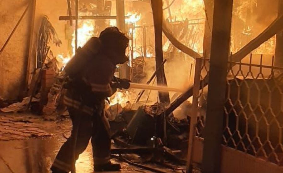 Se incendia casa habitación en colonia El Saltito