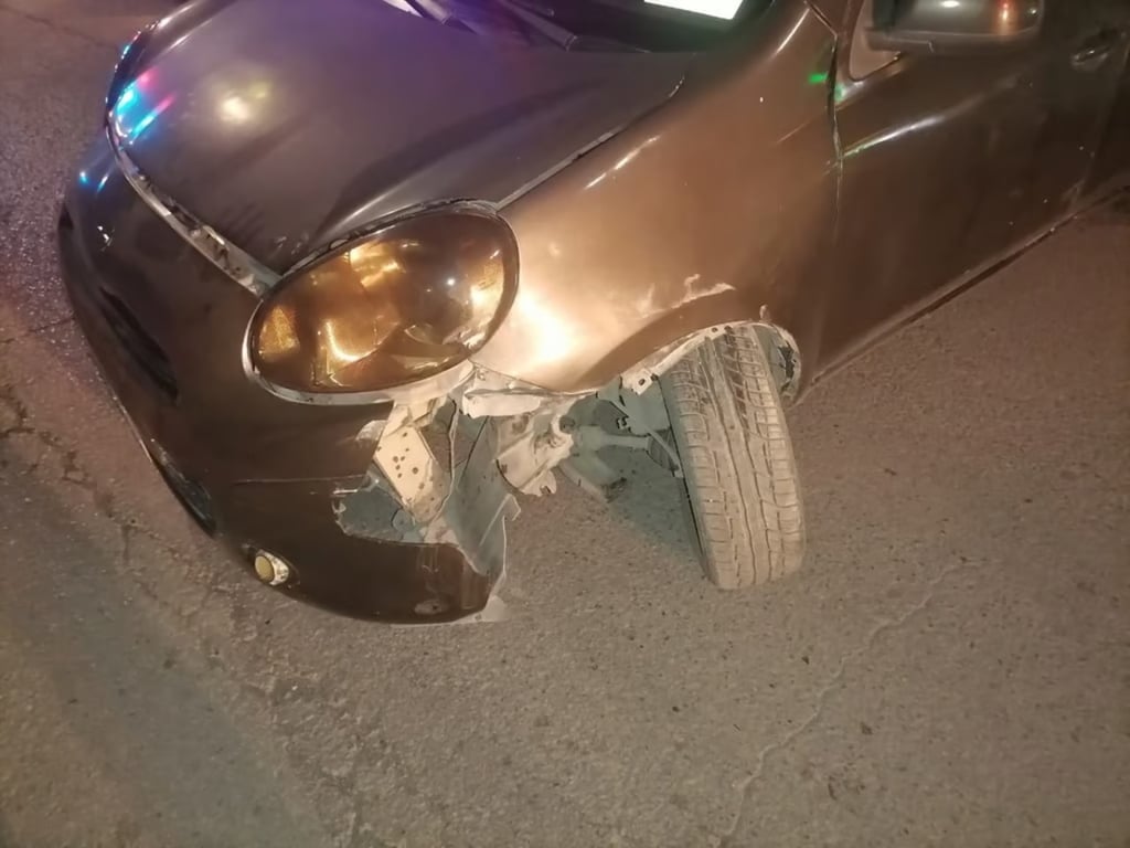 Accidente. Dos vehículos colisionaron en Villa Juárez y cuatro personas resultaron lesionadas.
