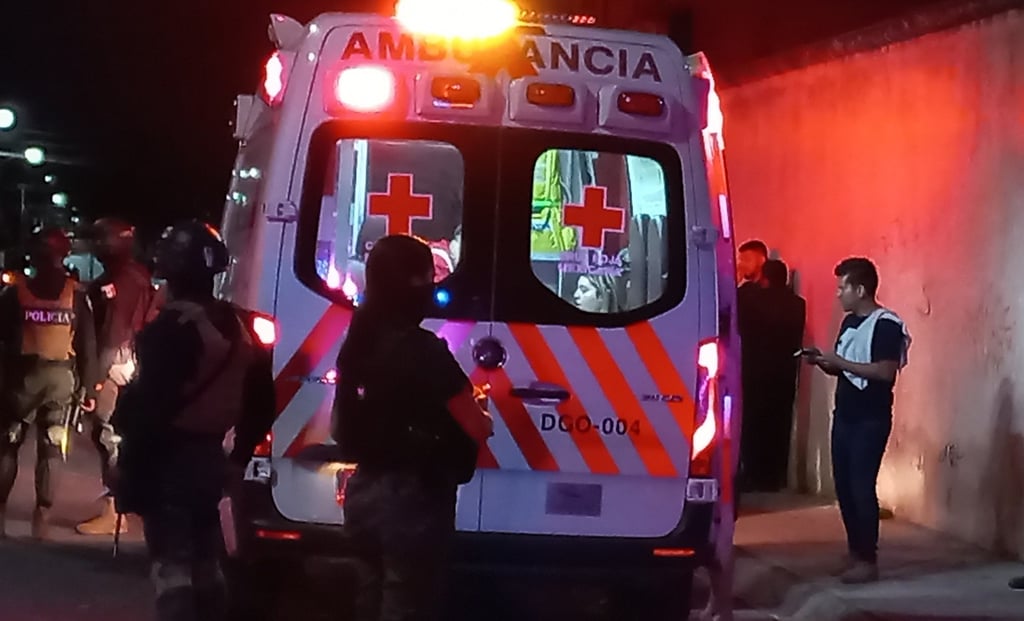 Accidente. Un hombre de 41 años volcó en su vehículo por la madrugada en prolongación Pino Suárez.