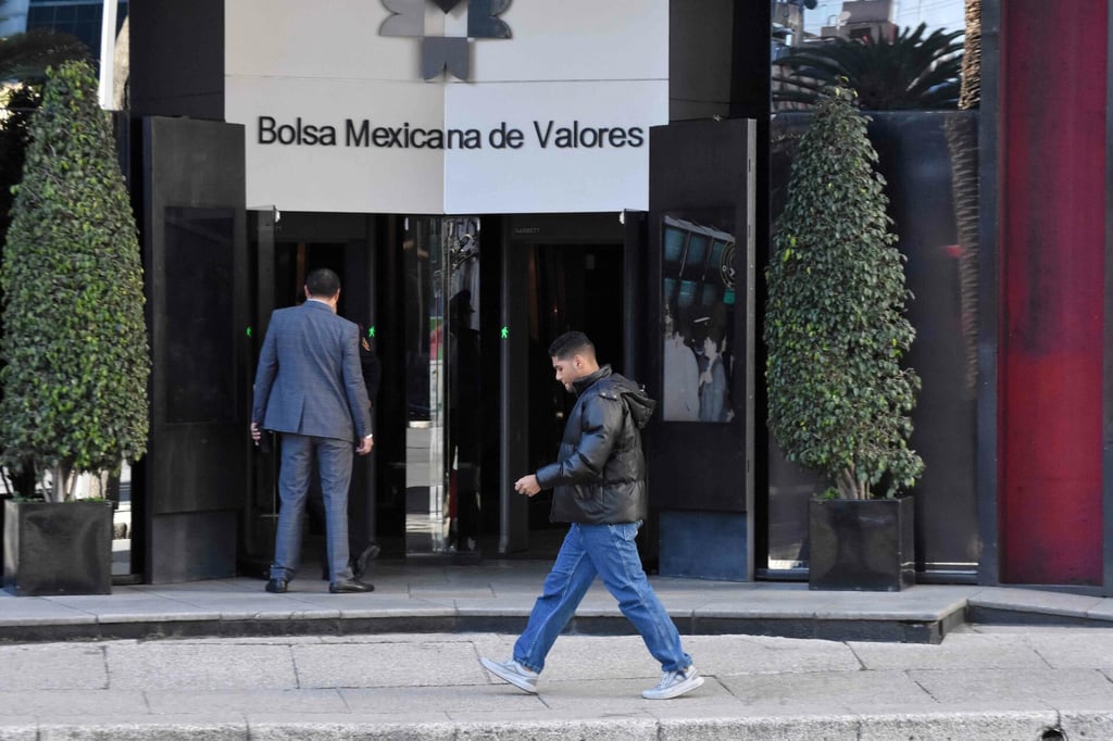 De la mano de sus pares en Estados Unidos, el principal índice de la Bolsa Mexicana de Valores repuntó el jueves. Foto: Agencia EL UNIVERSAL/Eduardo Castañeda/EELG
