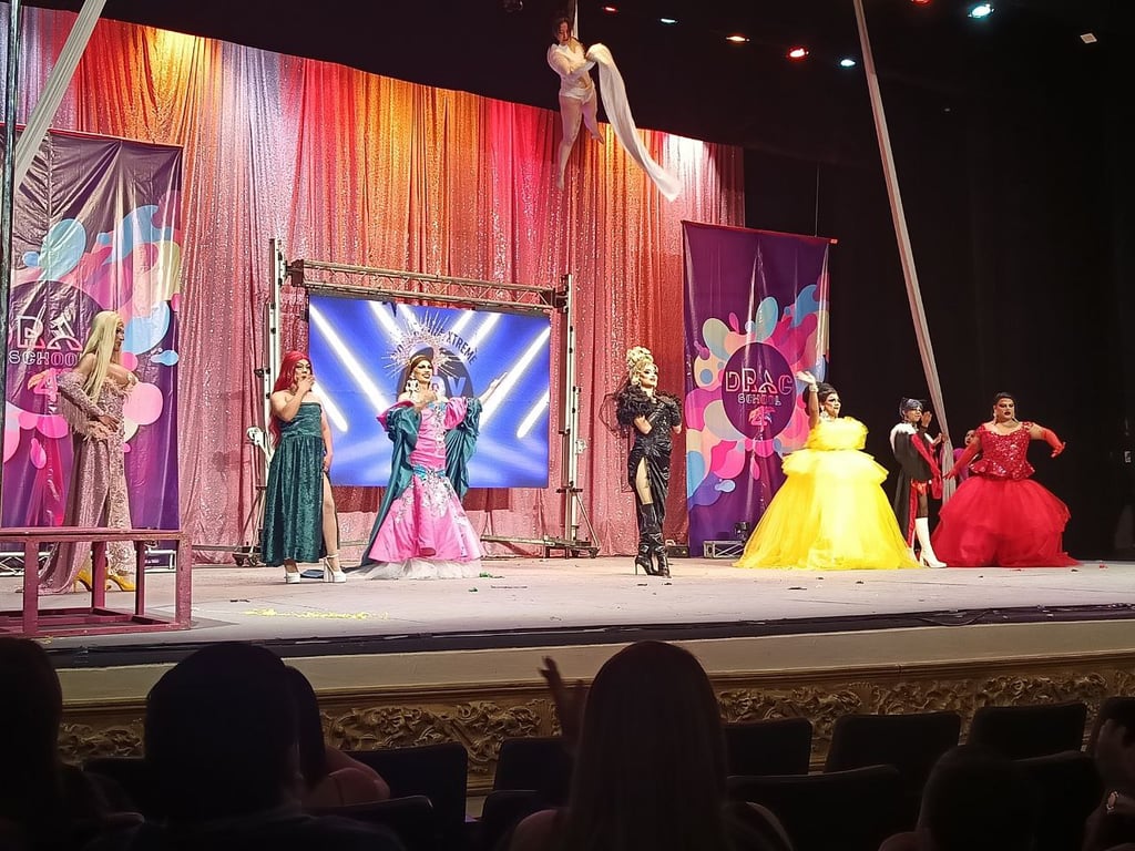 Noche histórica para el drag lagunero desde el Teatro Isauro Martínez