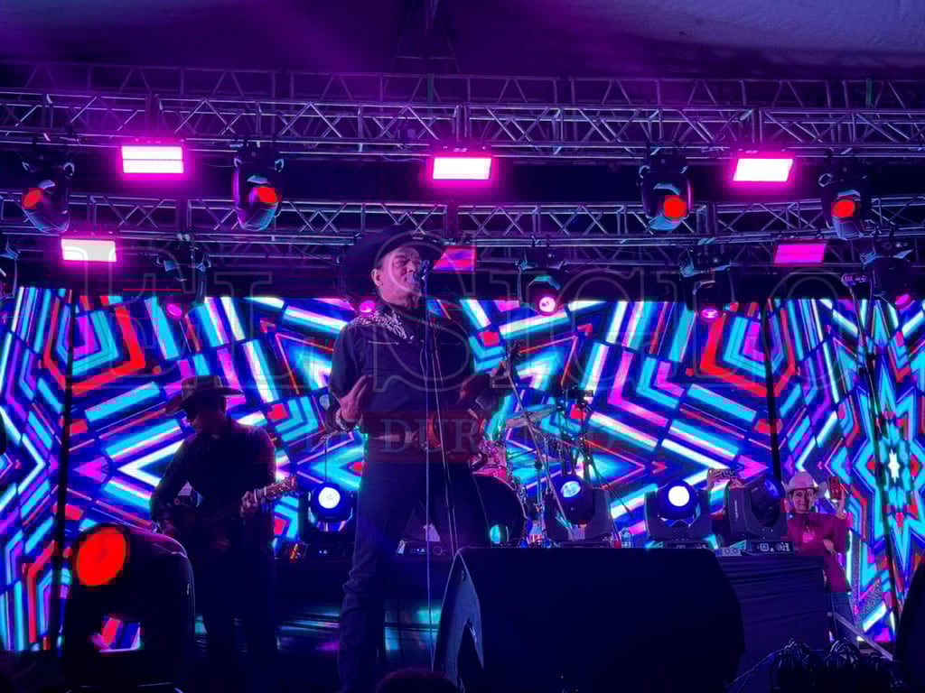 Durango rompe récord con ‘Payaso de Rodeo’; se reunieron 15 mil personas