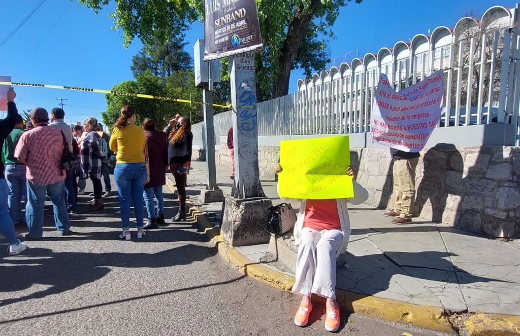 Trabajadores de la SSD denuncian que pagos descontados en nómina no se reflejan en aseguradoras
