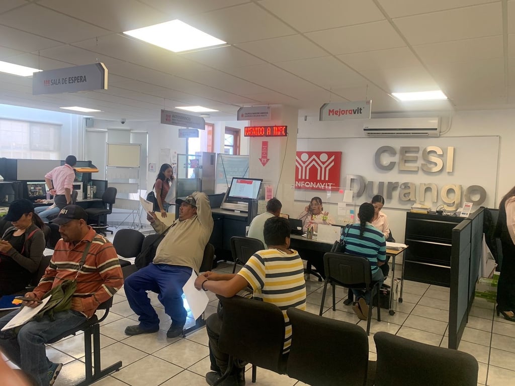 Usuarios. Algunos trámites del Infonavit se pueden hacer directamente en la página o presencial con cita.