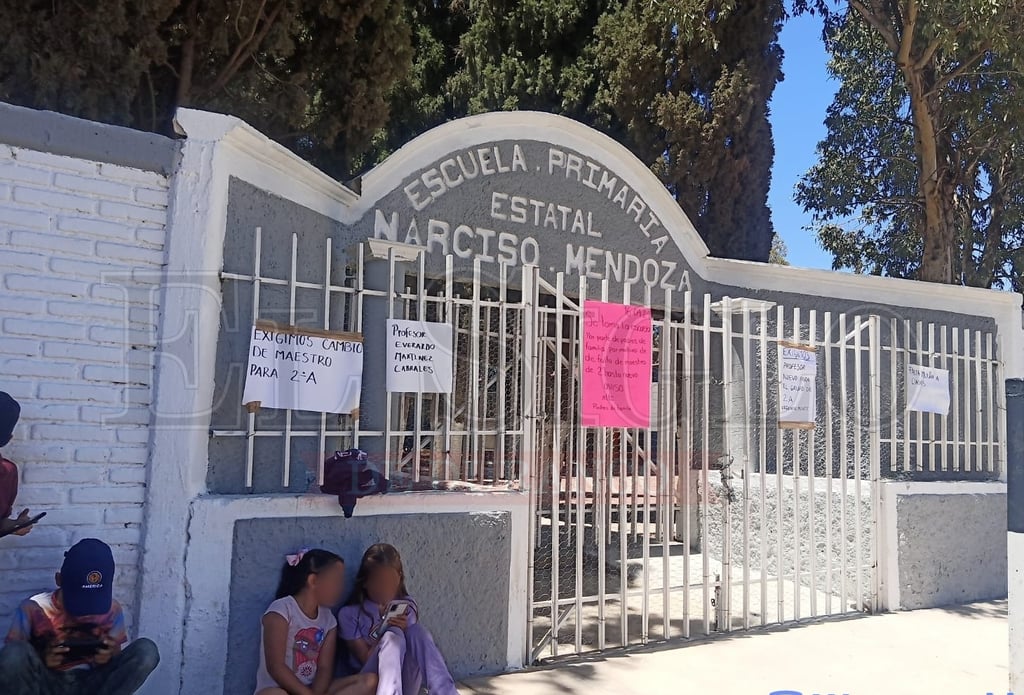 Cierran la primaria Narciso Mendoza del ejido Benito Juárez; exigen la destitución de un maestro