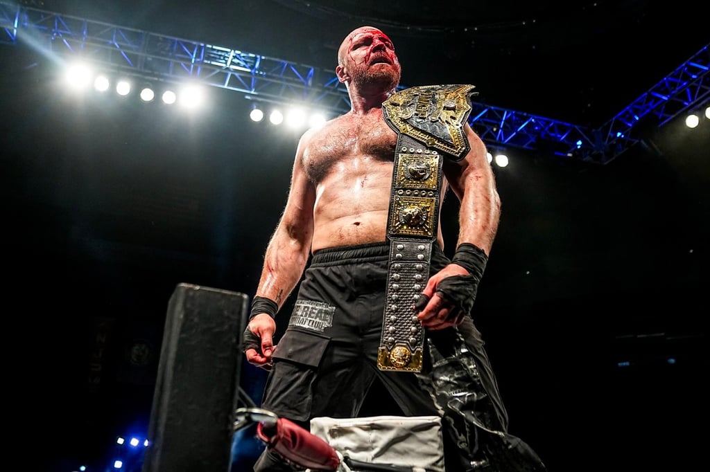 Jon Moxley, nuevo campeón IWGP