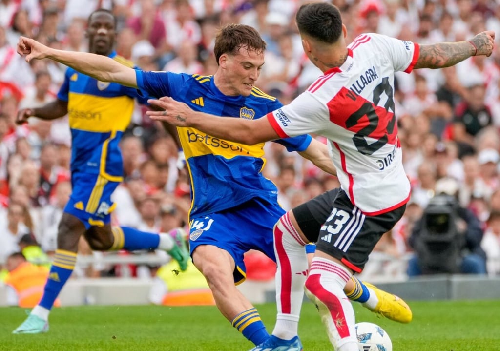 Legado. Boca Juniors y River Plate protagonizan una de las mayores rivales del balompié, jugando su primer encuentro en 1913.