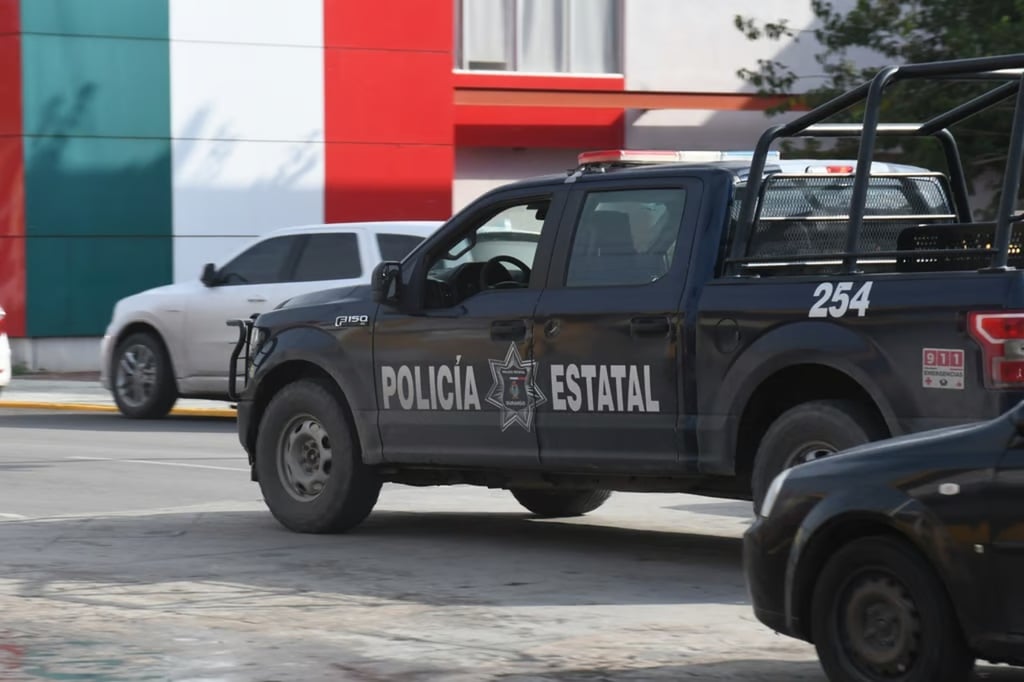 Hecho. Varios varones asaltaron una gasolinera en Gómez Palacio y se llevan 50 mil pesos