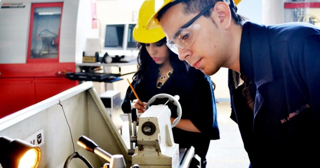 Sector. En estos momentos se estima que el 51 por ciento de los trabajadores son jóvenes adultos.