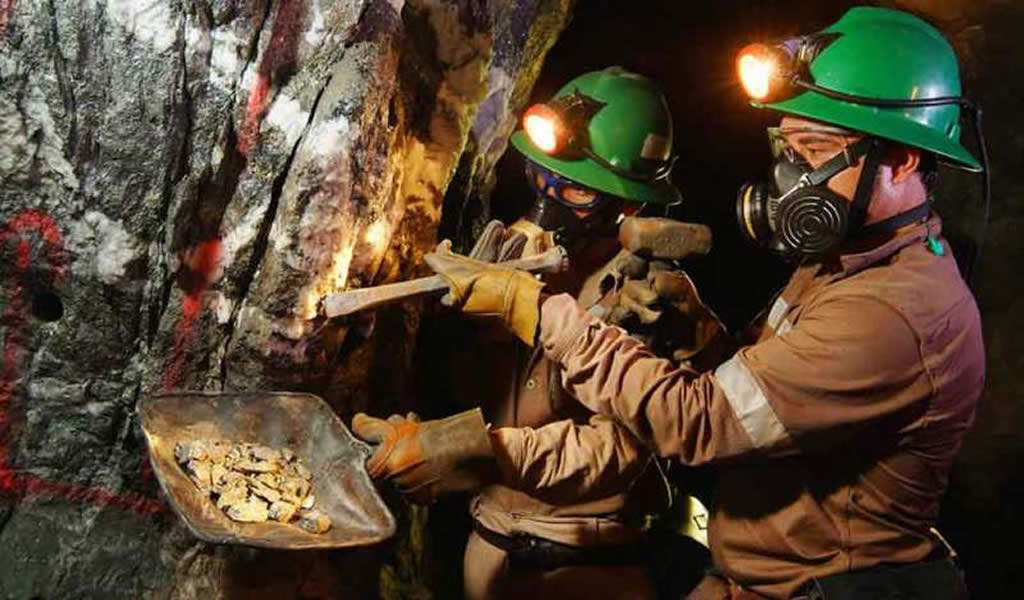 Durango deja el top 3 de entidades extractoras de oro y cobre