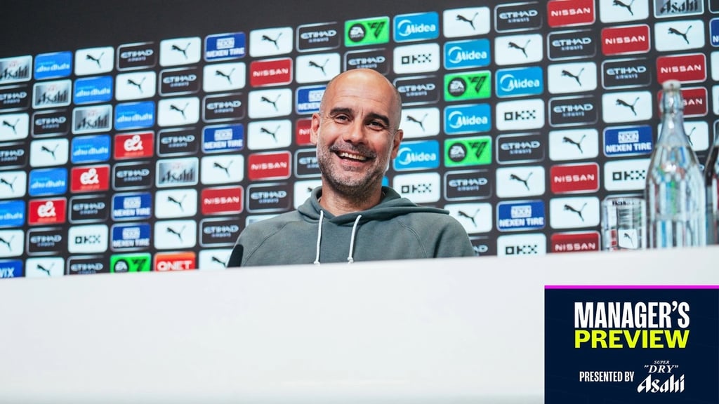 Estrategia. Pep y sus dirigidos buscan la victoria.