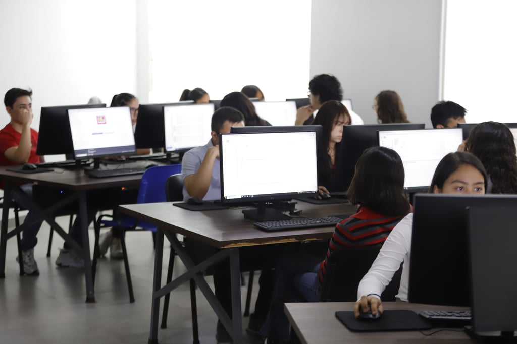 Realizan final de 'LEEMOS', primer concurso de lectura desarrollado por El Siglo de Durango